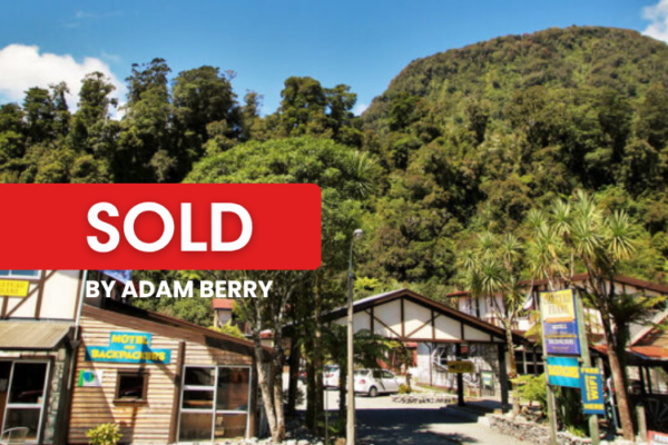 Backpacker & Motel Complex – Land, Buildings & Additional Business Opportunities